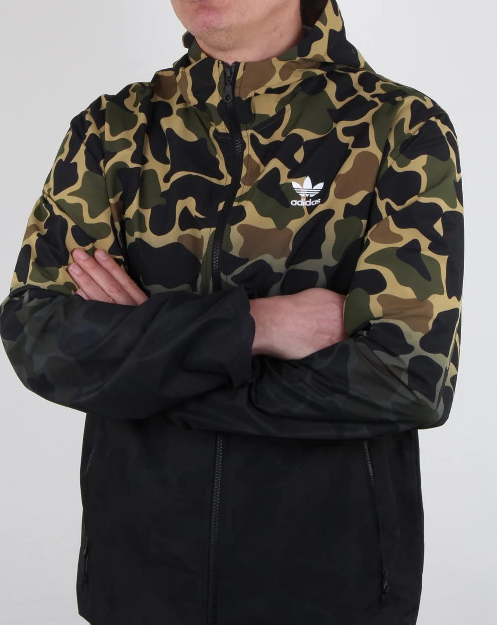 Adidas Originals – Windjacke mit Camouflage-Muster - Image 4