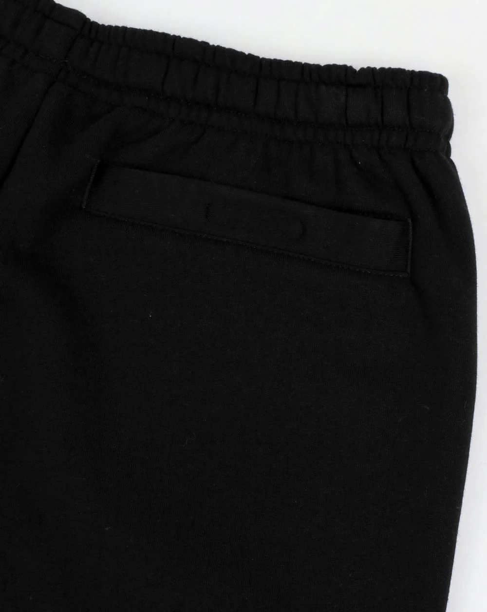 Lacoste – Fleece-Shorts mit Gesäßtasche in Schwarz - Image 4